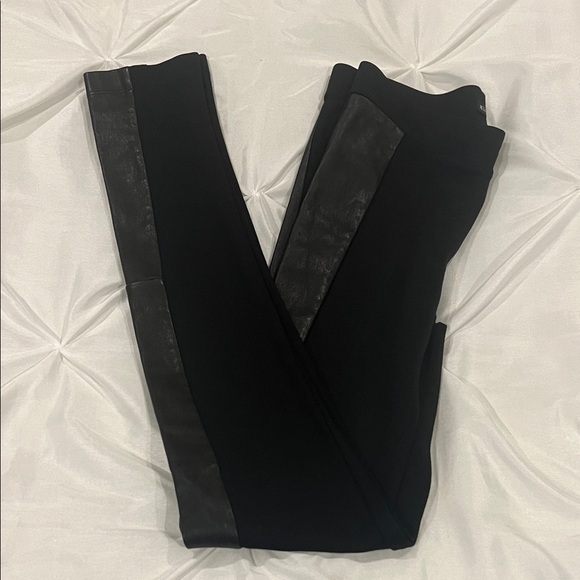 Alice + Olivia Pants - Alice + Olivia Black Lamb Leather Zipper Leggings Size 0